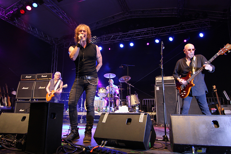 Nazareth band 2.tif