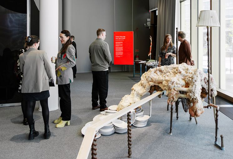 Me You We – Exploring Human Behaviour