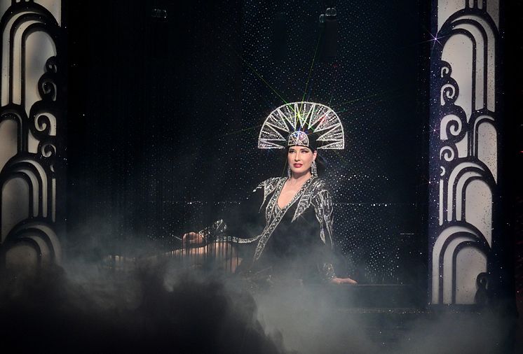 Nocturnelle - Dita Von Teese 