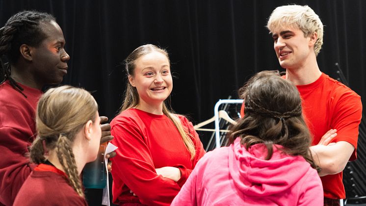 Studenter i mimskådespeleri
