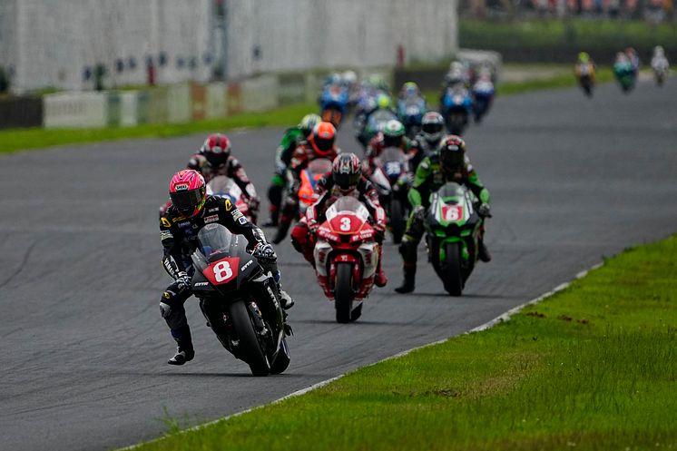 2023090401_010xx_JRR_rd6_前田選手_4000