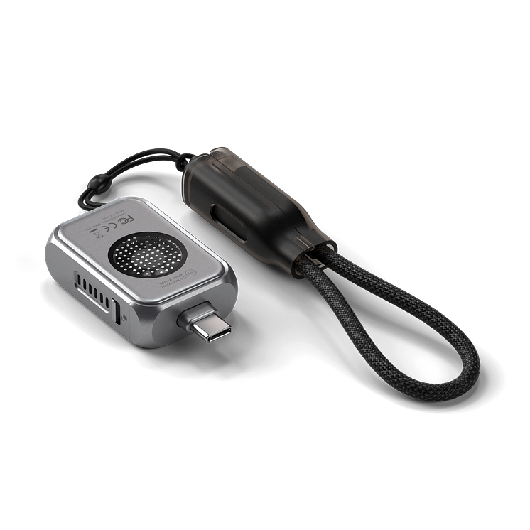 SATECHI_MINI_NVME_2.png