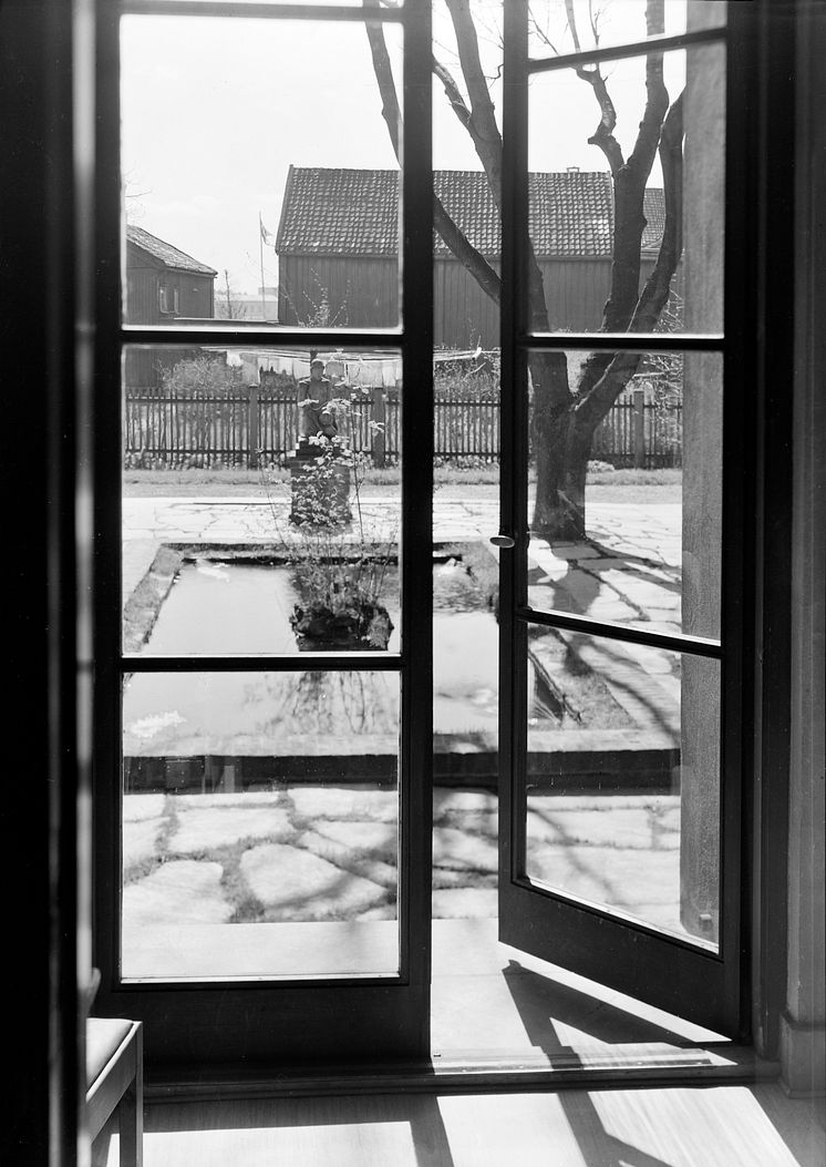 Trondhjems kunstforening - hagen, 1946. Foto: Schrøder / Sverresborg Trøndelag Folkemuseum. 