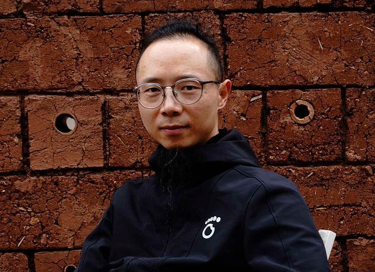 Luo Fei. Fotograf. Zi Bai.jpg