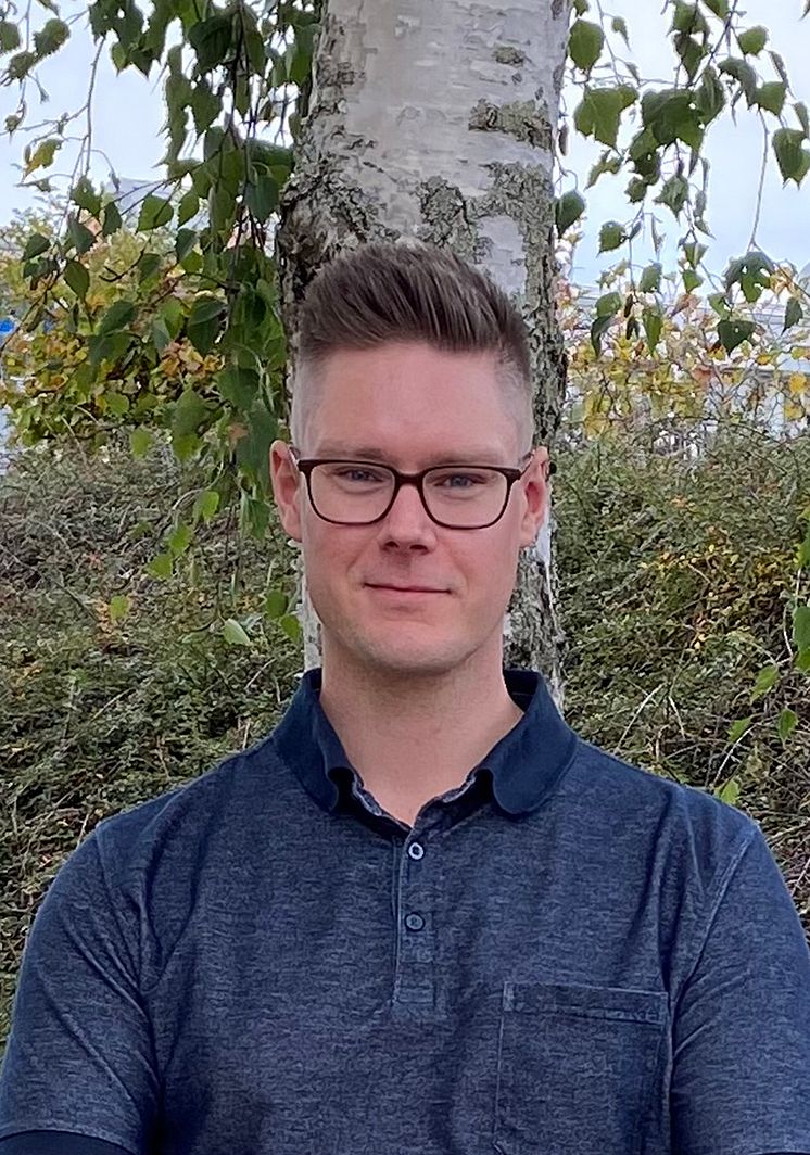 portrait_toob.jpg