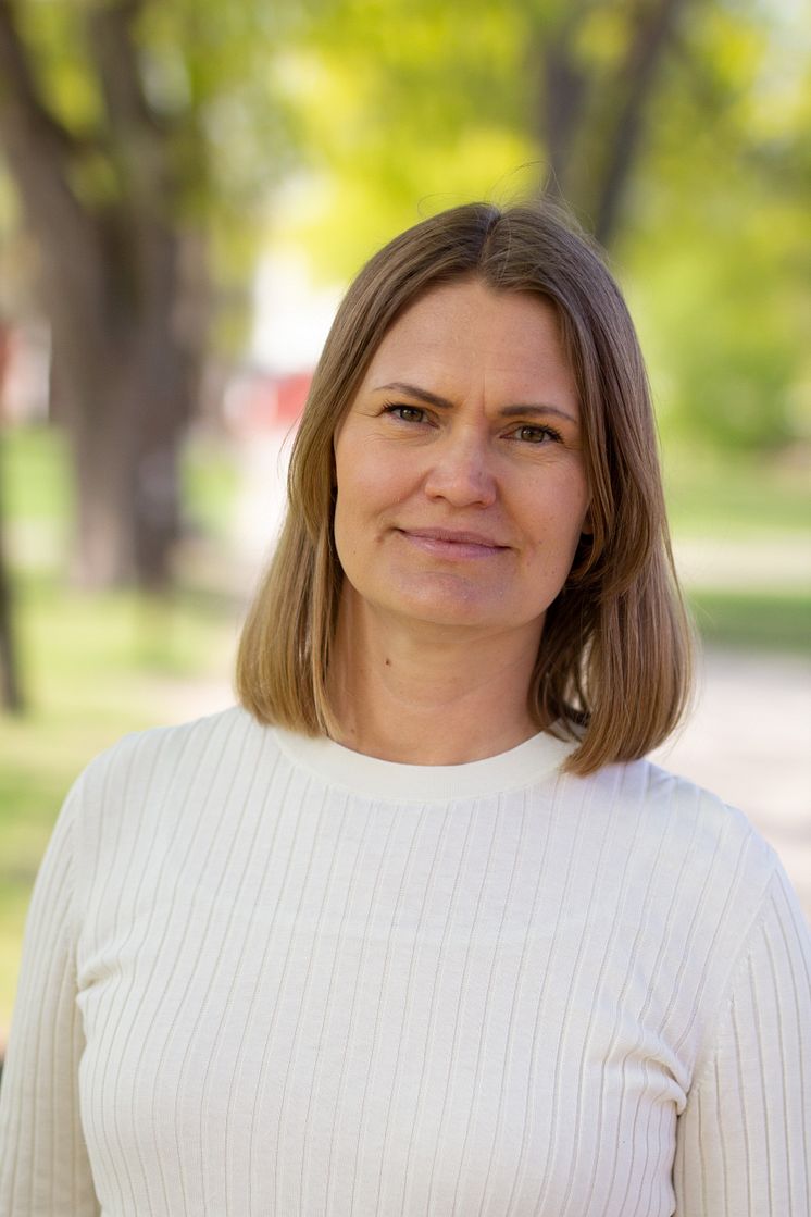 Lisa Laun.jpg