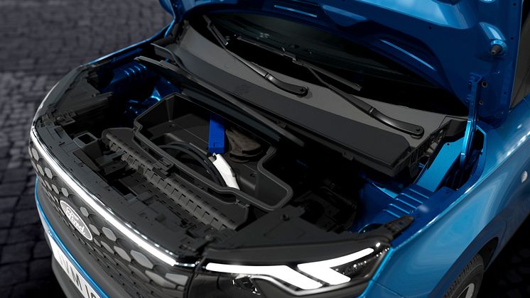2023_FORD_E-TRANSIT_COURIER_Frunk_01.jpg
