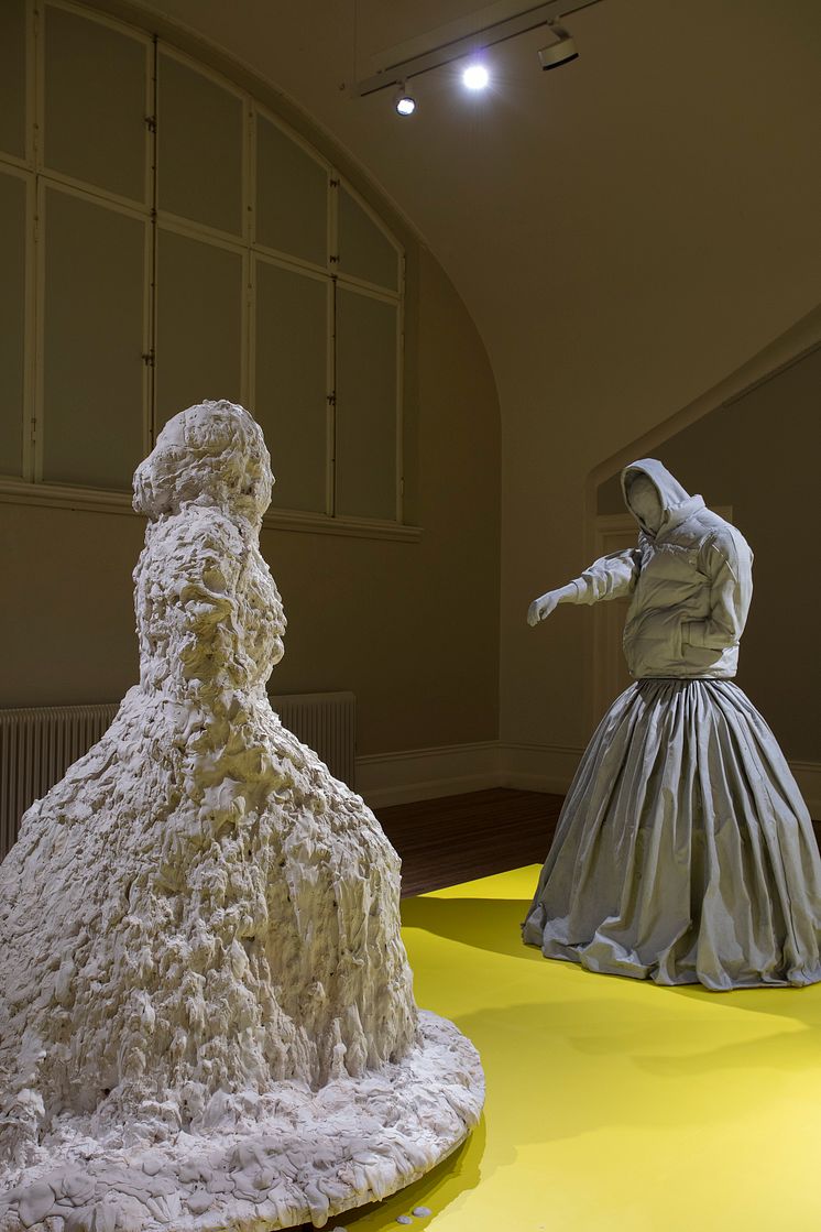 Installation från Charlotte Gyllenhammar - Croiser / Korsa 2022.