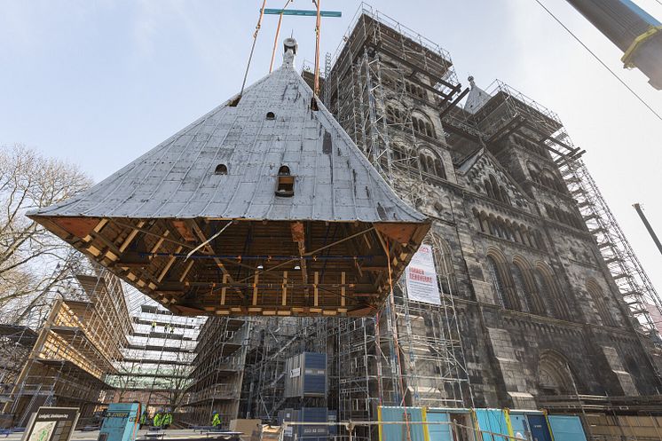Lunds domkyrka tornen renoveras foto2 