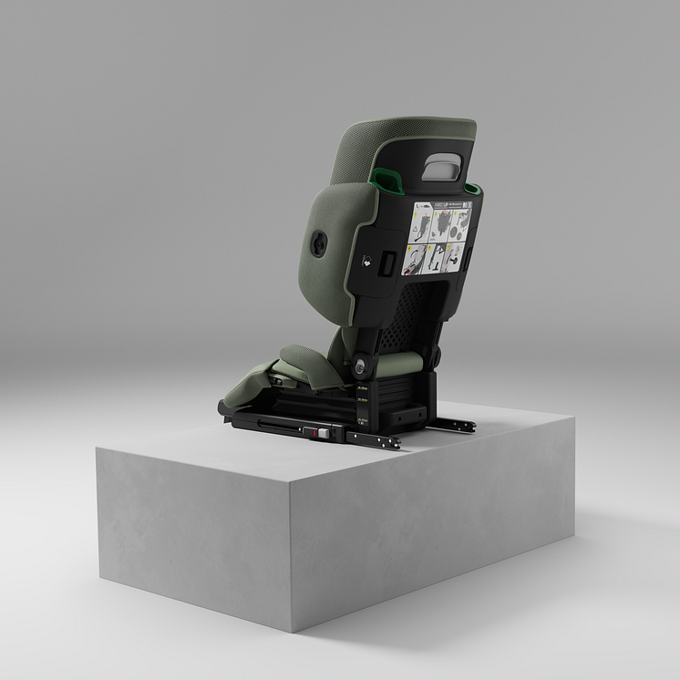 UP_rear_135_pos_1.0003.png