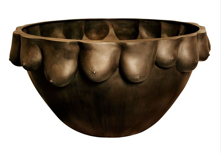 Ulf_Rollof_Bröstskål_2022_Brons_50x110x110cm