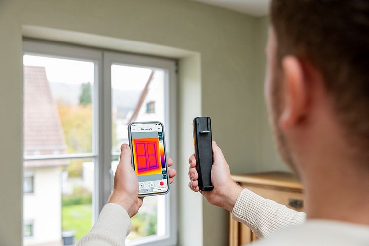 testo-860i-application-tightness-window-clip-on-485-en.jpg