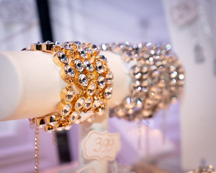 Jewlery at Stockholm Beauty Week.jpg
