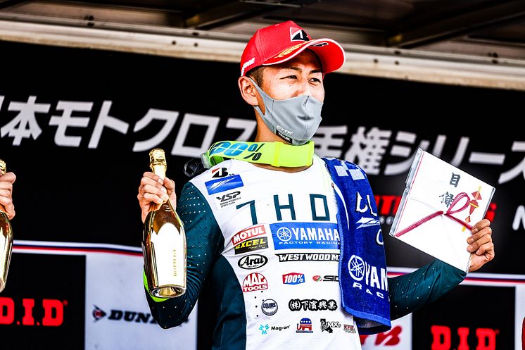 2022051604_005xx_JMX_Rd2_富田選手_4000