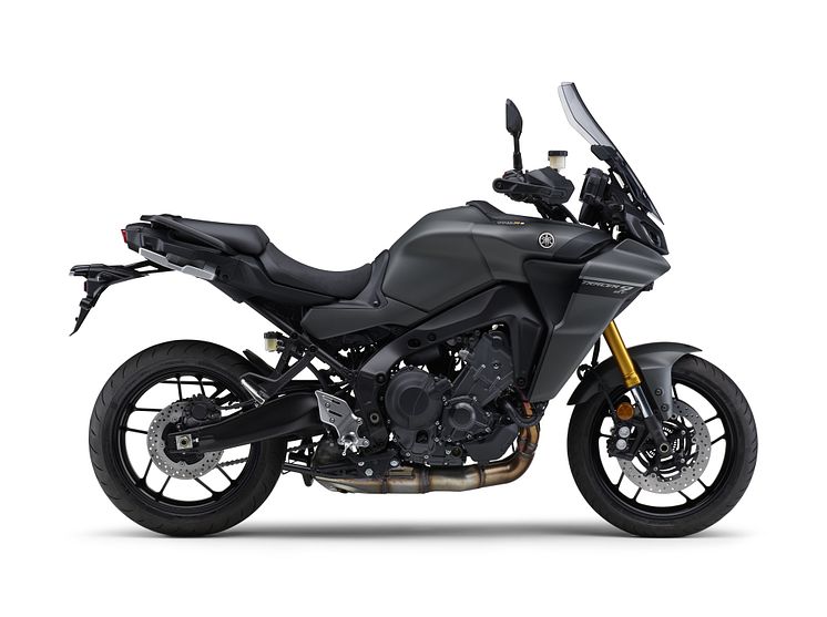 2020111801_016xx_TRACER9_GT_ABS_MAT_DARK_GRAY_METALLIC_A_1_4000