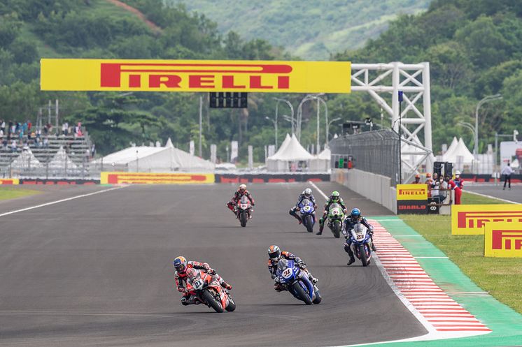 2021112202_008xx_SBK_Rd13_ガーロフ選手_4000