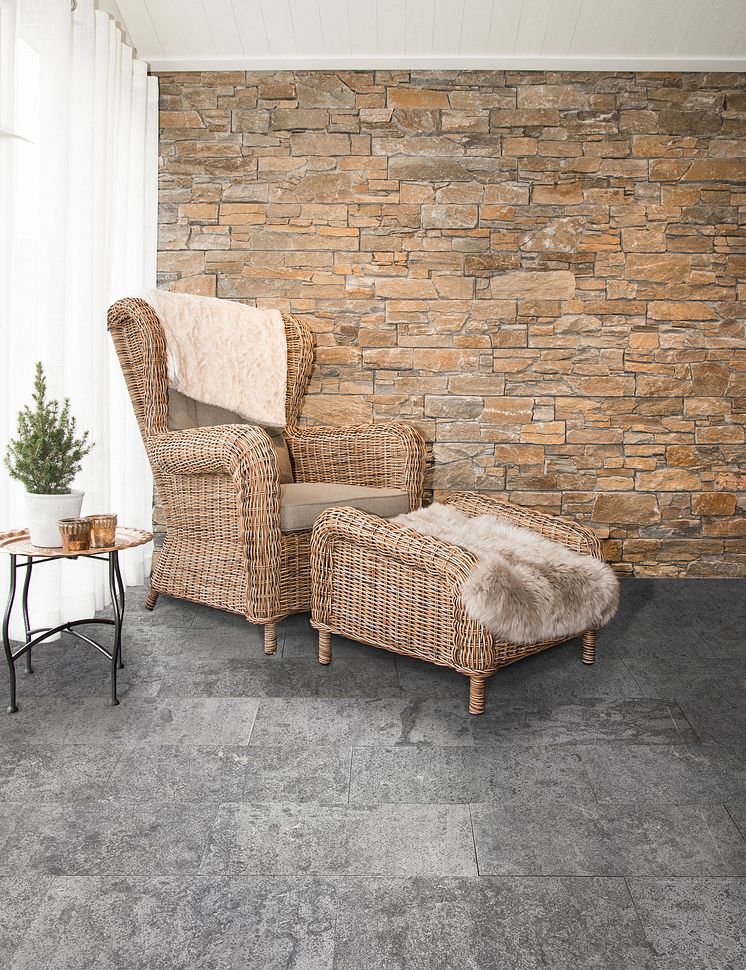 kalksten_grågrafit 60x30x1 cm_skiffervägg.jpg