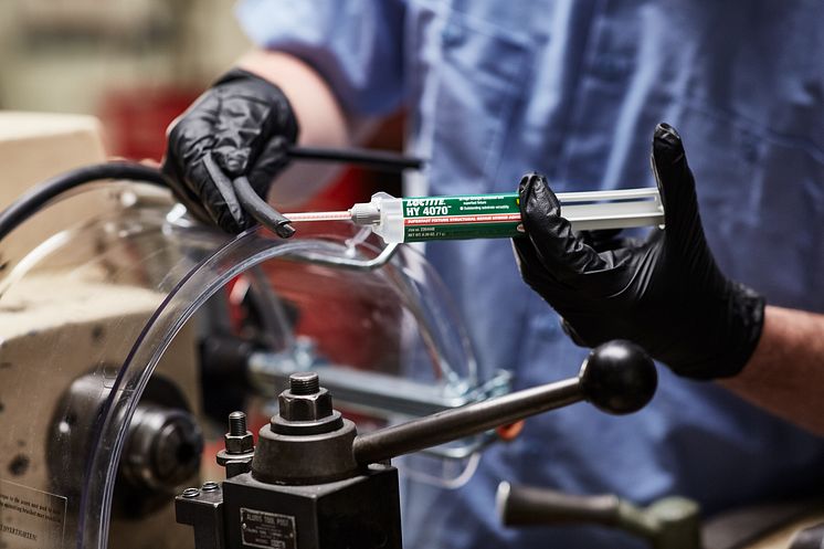 LOCTITE HY 4070 MRO