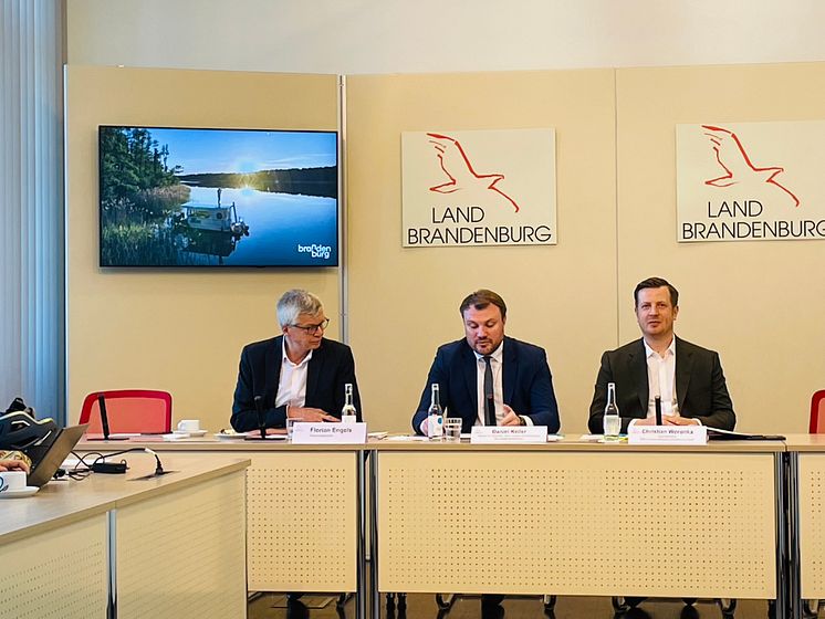 Pressekonferenz_MWAEK.jpg