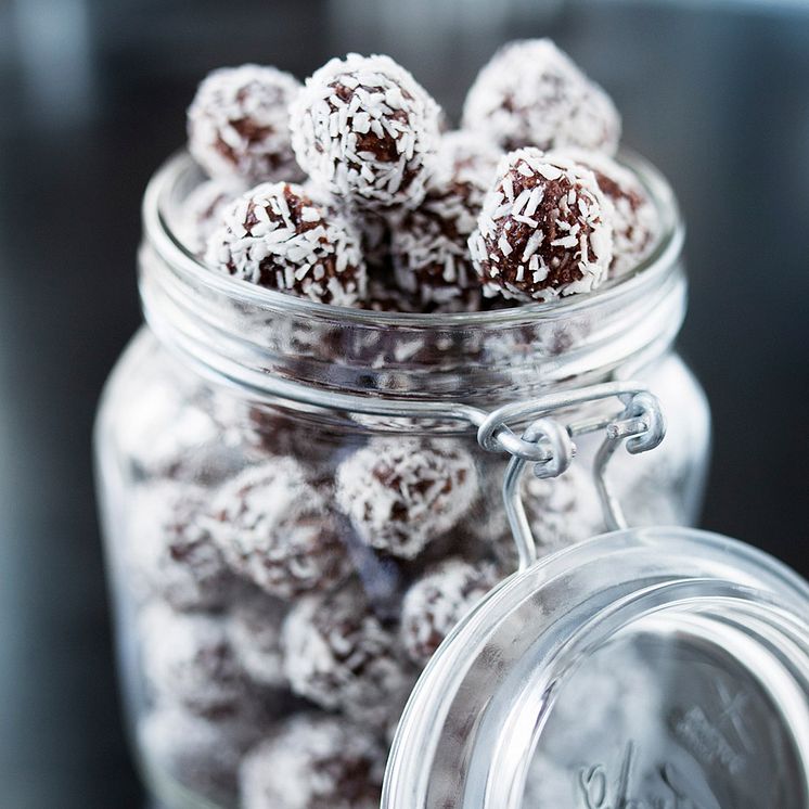 Hufvudsta Gård - chokladbollar.jpg