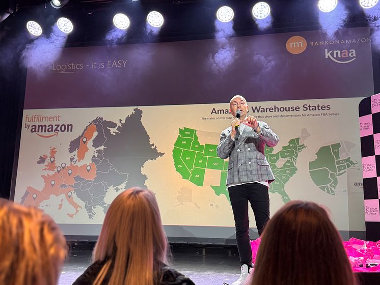 Carl Helgesson Amazon Expert Speech at Stockholm Beauty Week.jpg