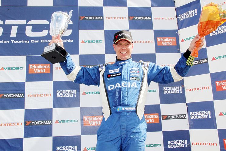 Mattias Andersson, trea i det andra racet i STCC i Falkenberg. Foto: Racefoto