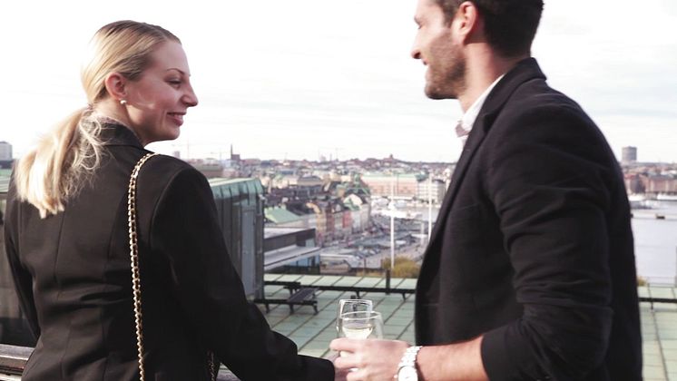  Anna Lönnqvist kan konsten att skriva bra sexscener "Tills kärleken skiljer oss" en bladvändare