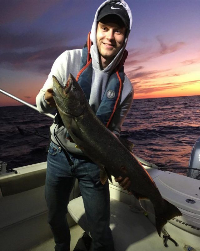 Salmon-fishing-Canada-768x960-1-640x800