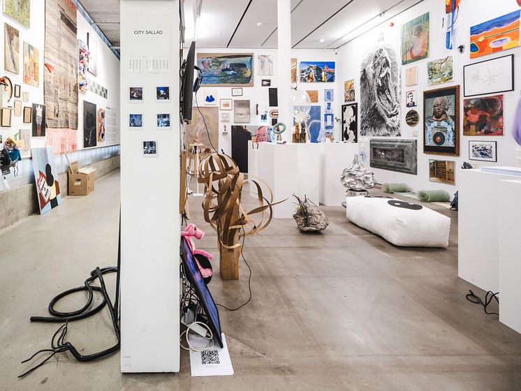 Stuff It, installationsvy, Bonniers Konsthall, 2023