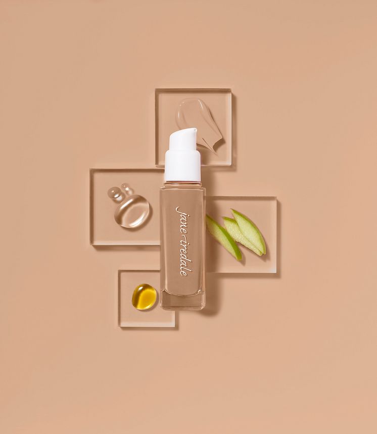 Jane Iredale Skintuition SPF 30 Radiance-Boosting Liquid Foundation