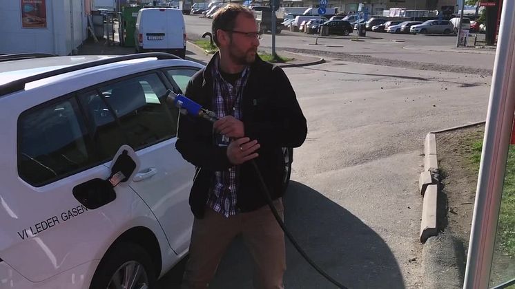 Bekanta dig med gas - Tanka gasbilen