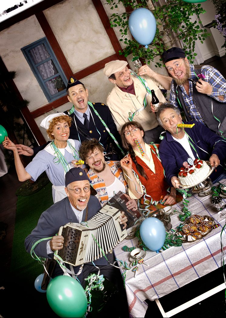 "Jäkelskap i Kikar´n" Vallarnas friluftsteater 2016