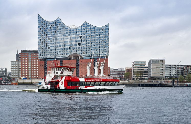 Die MS Elbphilharmonie mit zwei 13-Liter-Motoren von Scania