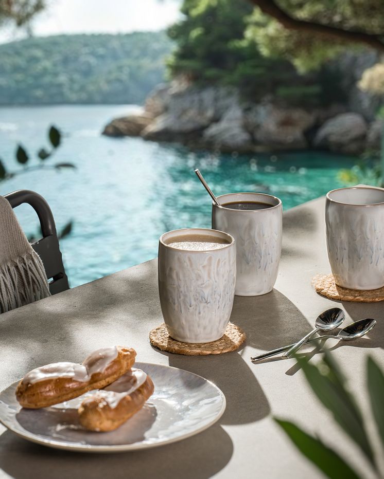 Fyrklövern Côte d'Azur mugg 30 cl och tallrik 21 cm