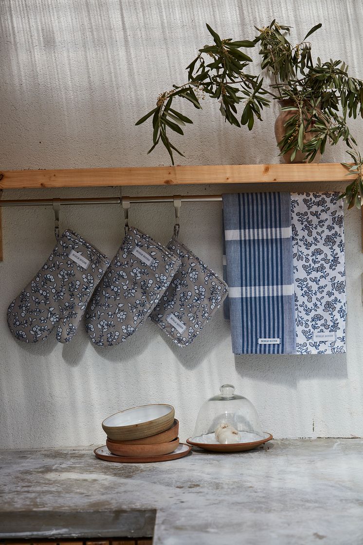 89454-16_1 Pan holder Linnea 7318161534382.jpg