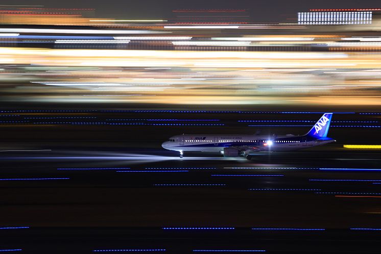 Canon_EOSR3_airplane1_IMG_0173[1]