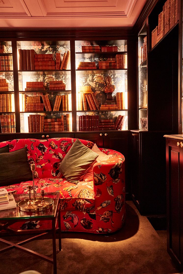mjshotel_lobby_1