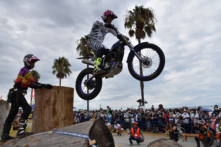 2022082203_009xx_JTR_Rd5_野崎選手_4000