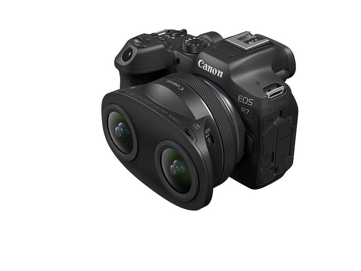 Canon RF-S 3.9mm F3.5 STM DUAL FISHEYE_with_EOS R7_Slant[1].jpg