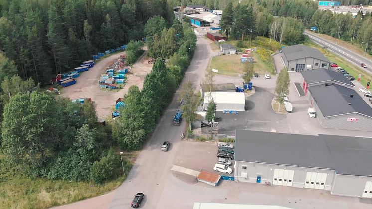 Jimmy kör tankbil med AdBlue® från Arom-dekor till kunder runt om i Sverige, häng med på en tur! 