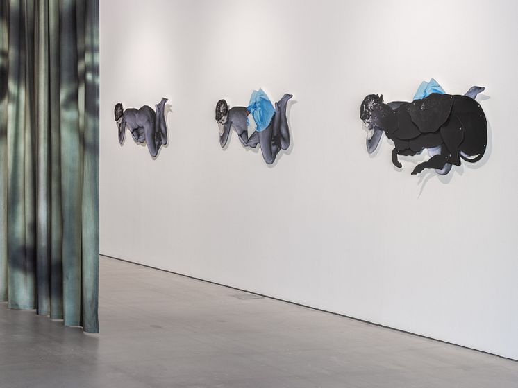 Frida Orupabo, installationsvy On Lies, Secrets and Silence, Bonniers Konsthall, 2024.