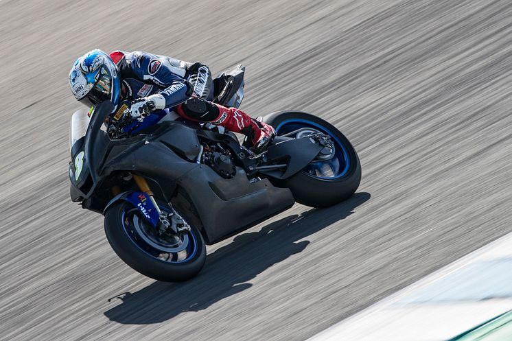2020112001_004xx_WorldSBK2021_Test_4000