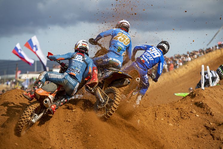 2023043002_004xx_MXGP_Rd4_コルデンホフ選手_4000