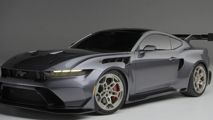2025-Ford-Mustang-GTD-Studio-B-Roll.mp4