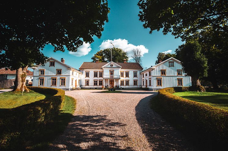 Källäng förläggargård