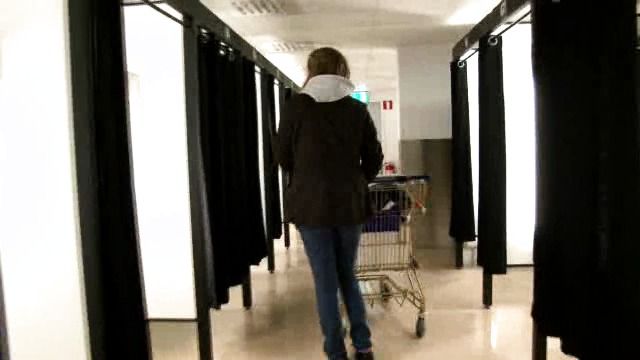 Denise vann unik Ullaredsvinst – se filmen när hon shoppar i ett folktomt varuhus!