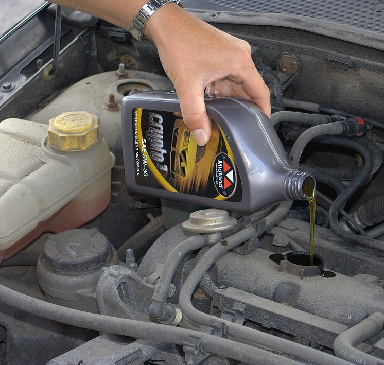 Oljepåfyllnad motor