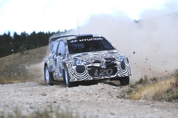 Hyundai Motorsport testar i20 WRC