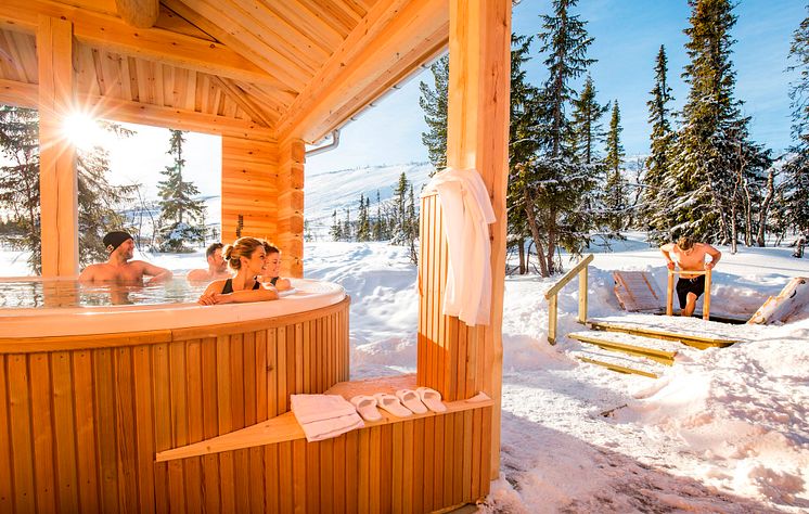 storhogna-hogfjallshotell-vemdalen-fjallvistet-pool
