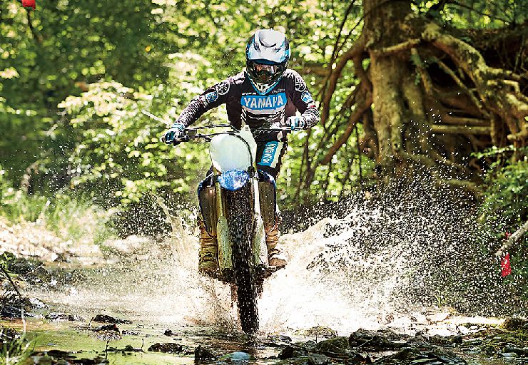 2019062002_019xx_YZ_Enduro_特徴_3_4000
